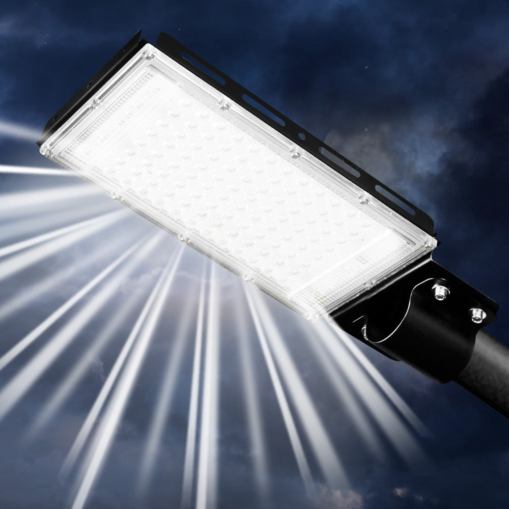 Outdoor Waterproof LED Street Lamp for Garden Yard and Patio